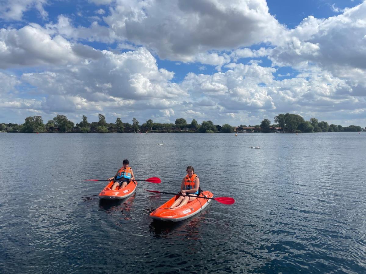 Luxury Lakeside Lodge L2 With Hot Tub Situated At Tattershall Lakes Country Park Luaran gambar