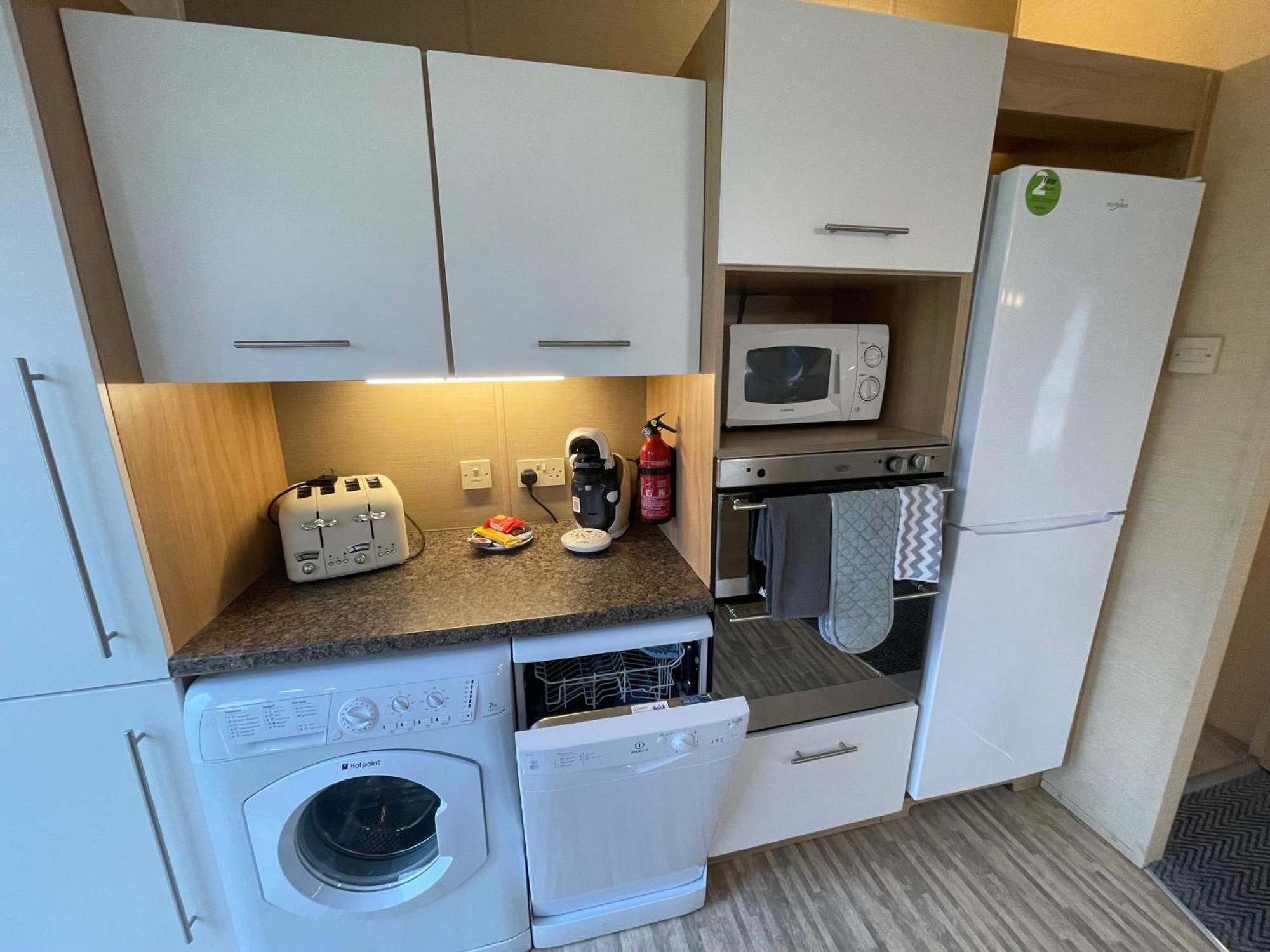Luxury Lakeside Lodge L2 With Hot Tub Situated At Tattershall Lakes Country Park Luaran gambar